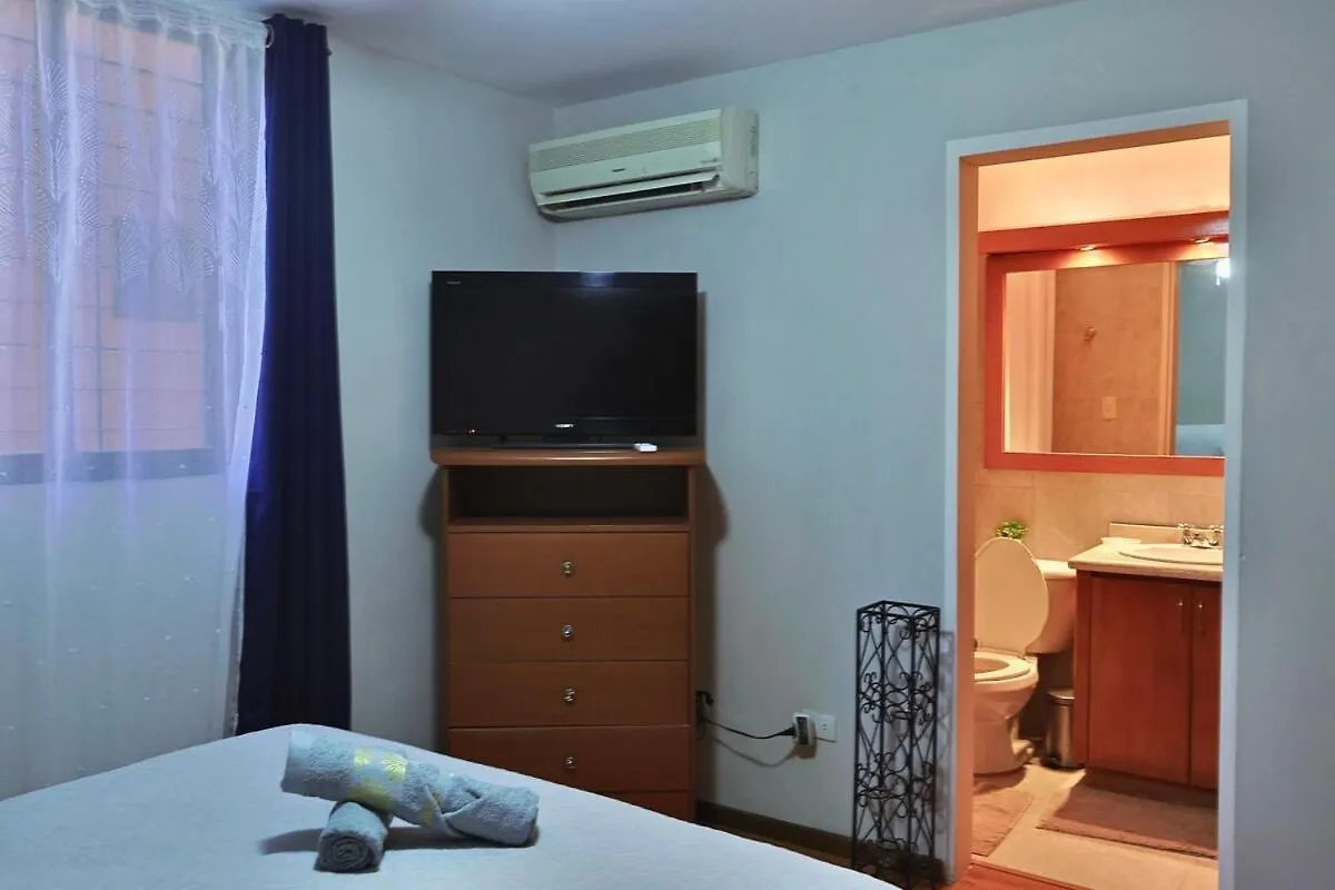 Beautiful And Comfortable Apartment For 4 People In La Tahona Caracas Venezuela