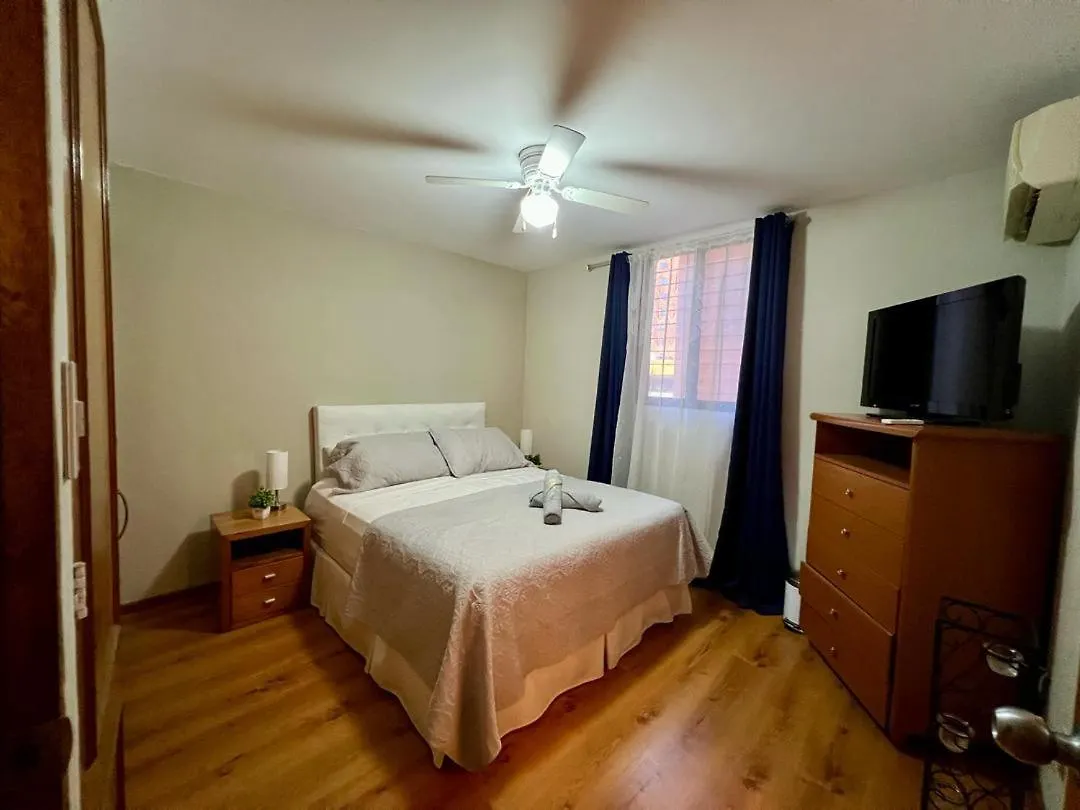 Beautiful And Comfortable Apartment For 4 People In La Tahona Caracas