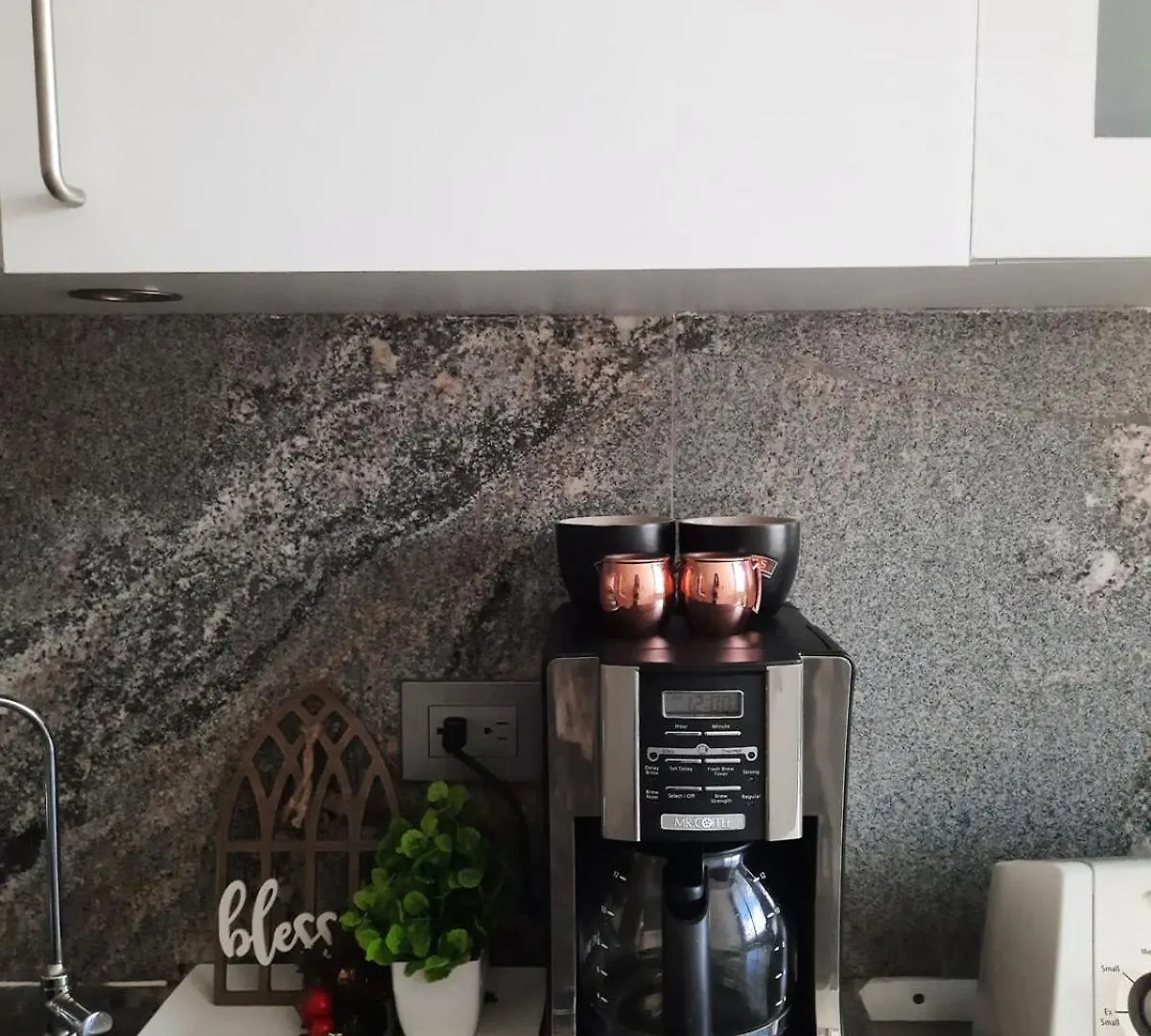 Comfortable Apartment For 4 People In La Tahona Каракас Венесуэла